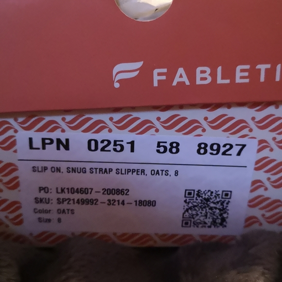 Snug Strap Slipper - Picture 3 of 3